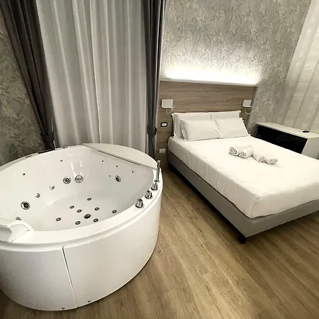 Rome's Gloria 2*