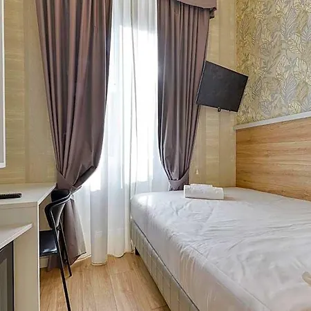 Rome's Gloria Hotel 2*